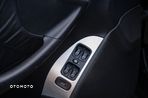 Mercedes-Benz CLK Coupe 200 Kompressor Avantgarde - 32