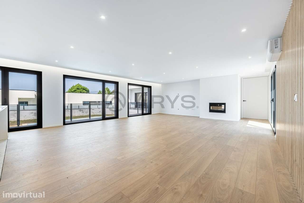 Moradias Térrea Individual, com piscina, Pronta a Habitar - Grande imagem: 5/34