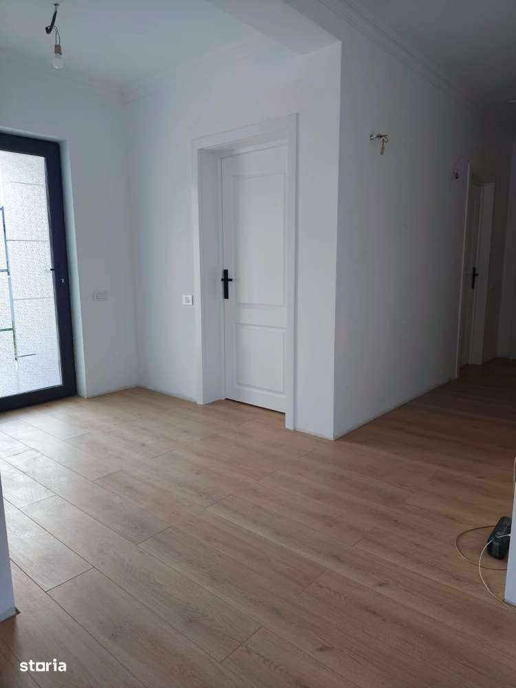 FARA COMISIOANE Sabareni casa cu 4 camere 2 bai PARTER placa asfalt-2