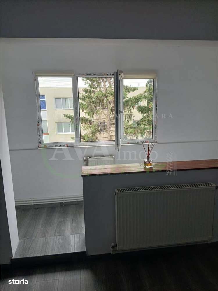 Apartament 2 camere renovat, zona Orizont-Bacau-10