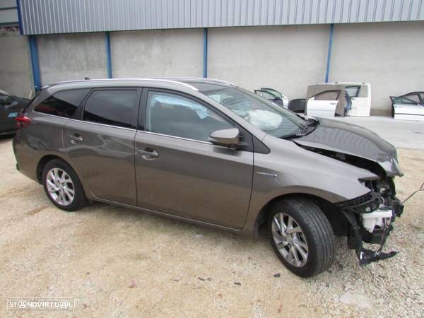 Peças Toyota Auris Touring Hibrido 1.8 (2ZR) - 2