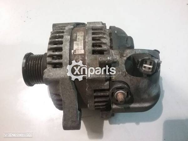 Alternador RENAULT ESPACE IV 3.0 dCi 2002 - 2009 Usado - 3