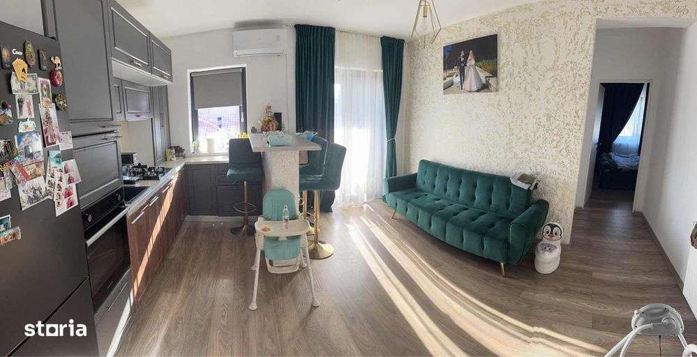 Vand apartament 3 camere in Apahida-0