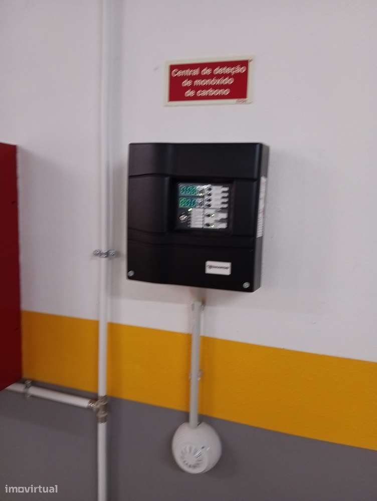 Apartamento T2 Novo com Varanda e Garagem-23