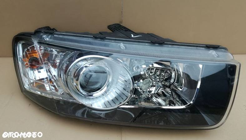 Reflektor prawy Lampa prawa Chevrolet Captiva 11- - 1