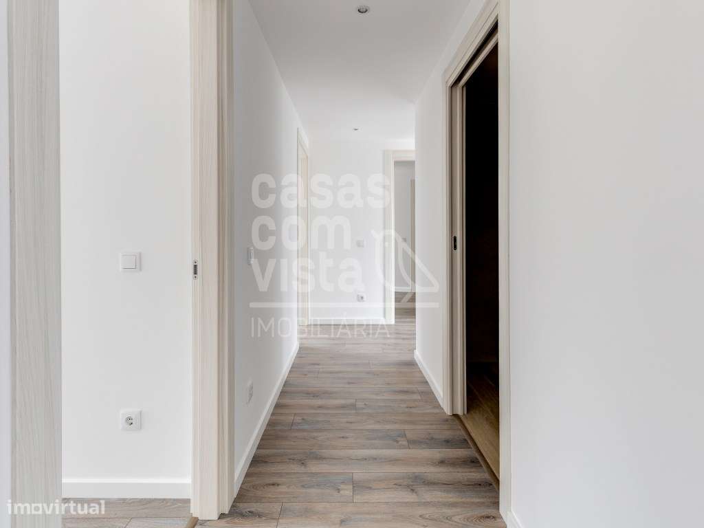 Apartamento T4 de arquitetura moderna junto da cidade, Pombal -Leiria-18