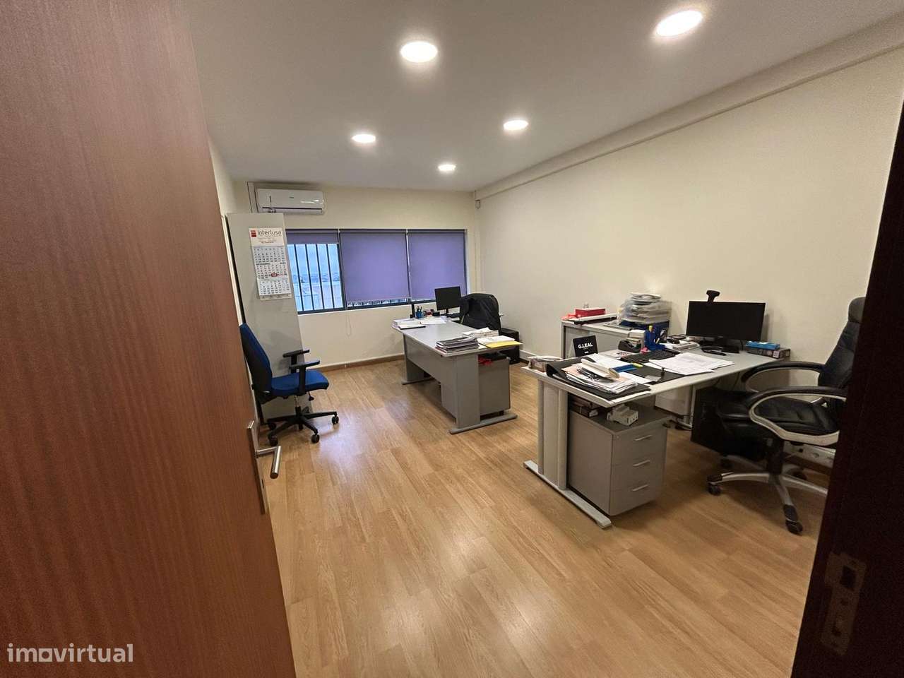 Armazém 458m2 Ermesinde-9