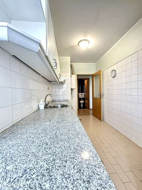 T3 c/ varanda, sala 33 m2, junto a transportes públicos e comércio...-7