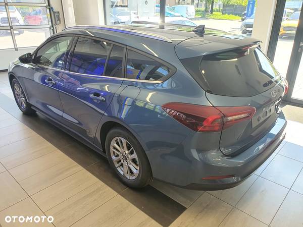 Ford Focus 1.0 EcoBoost mHEV Titanium X - 11