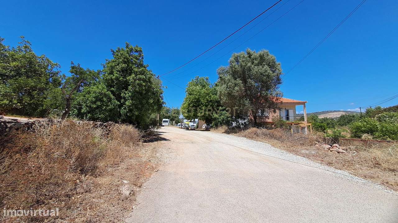 Terreno com 9.135 m² em Boliqueime-5