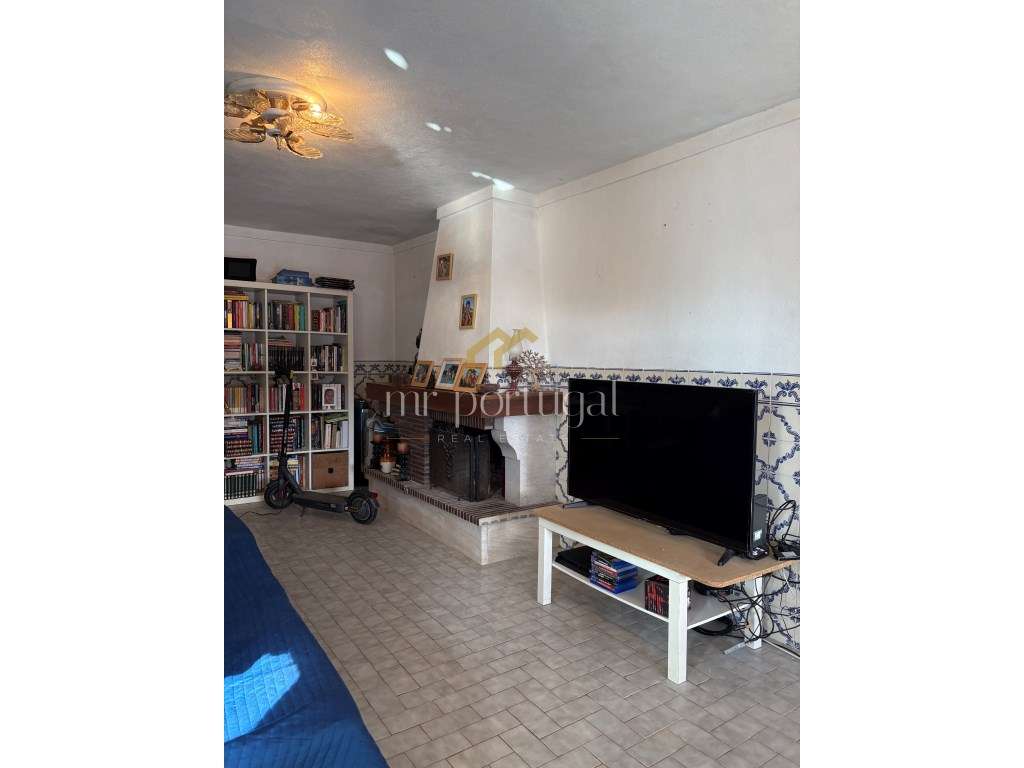 Quintinha em Mafra com 5.375m² | Moradia T2 + Potencial de Construç...-25