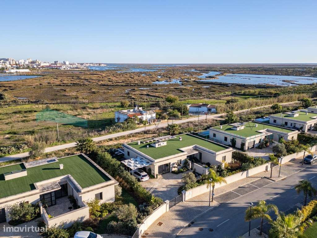 Moradia de Luxo V4 - Primeira Linha da Ria Formosa, Faro-41