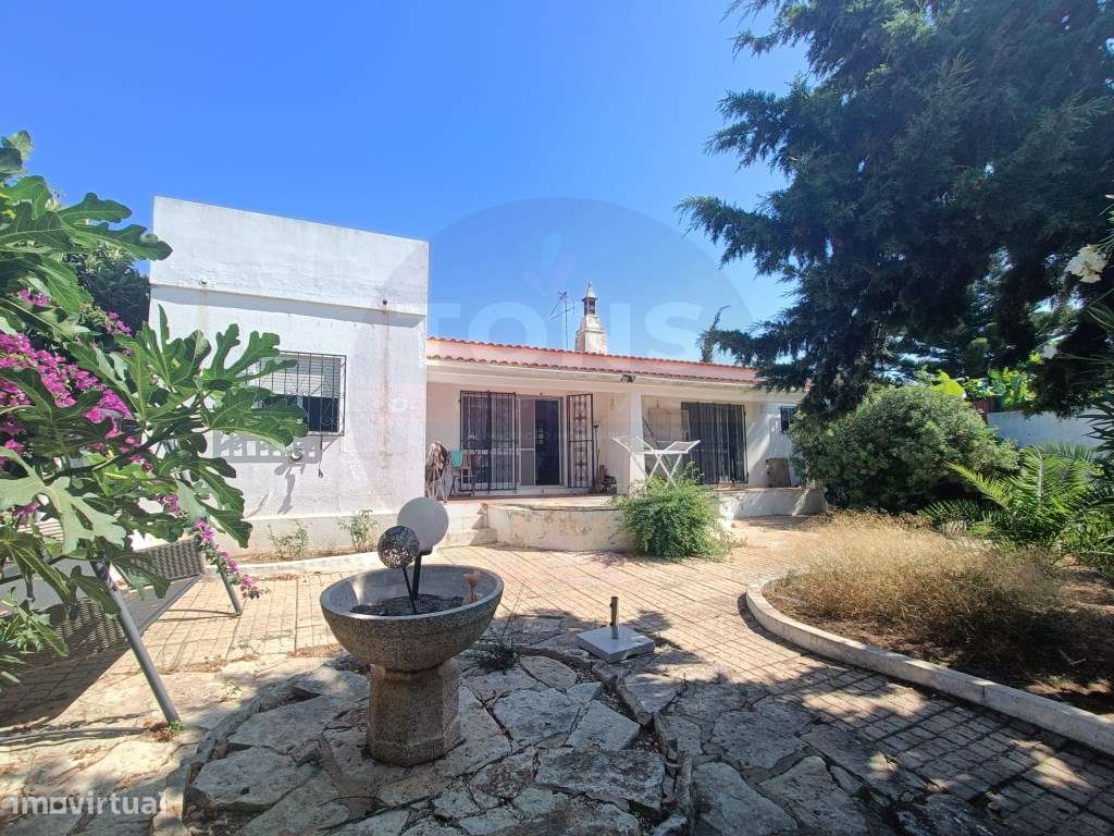 Moradia Isolada com AL-28