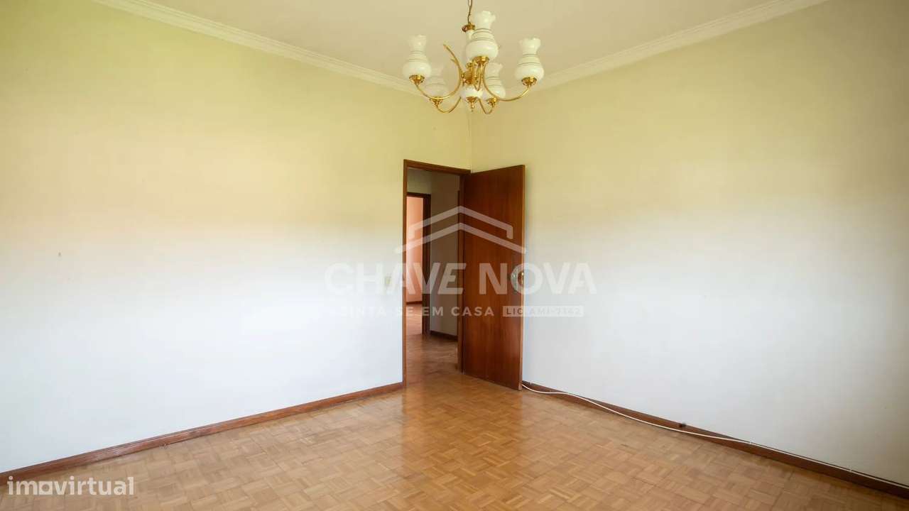 PS - Moradia T3, inserida num terreno com 1500m²-27