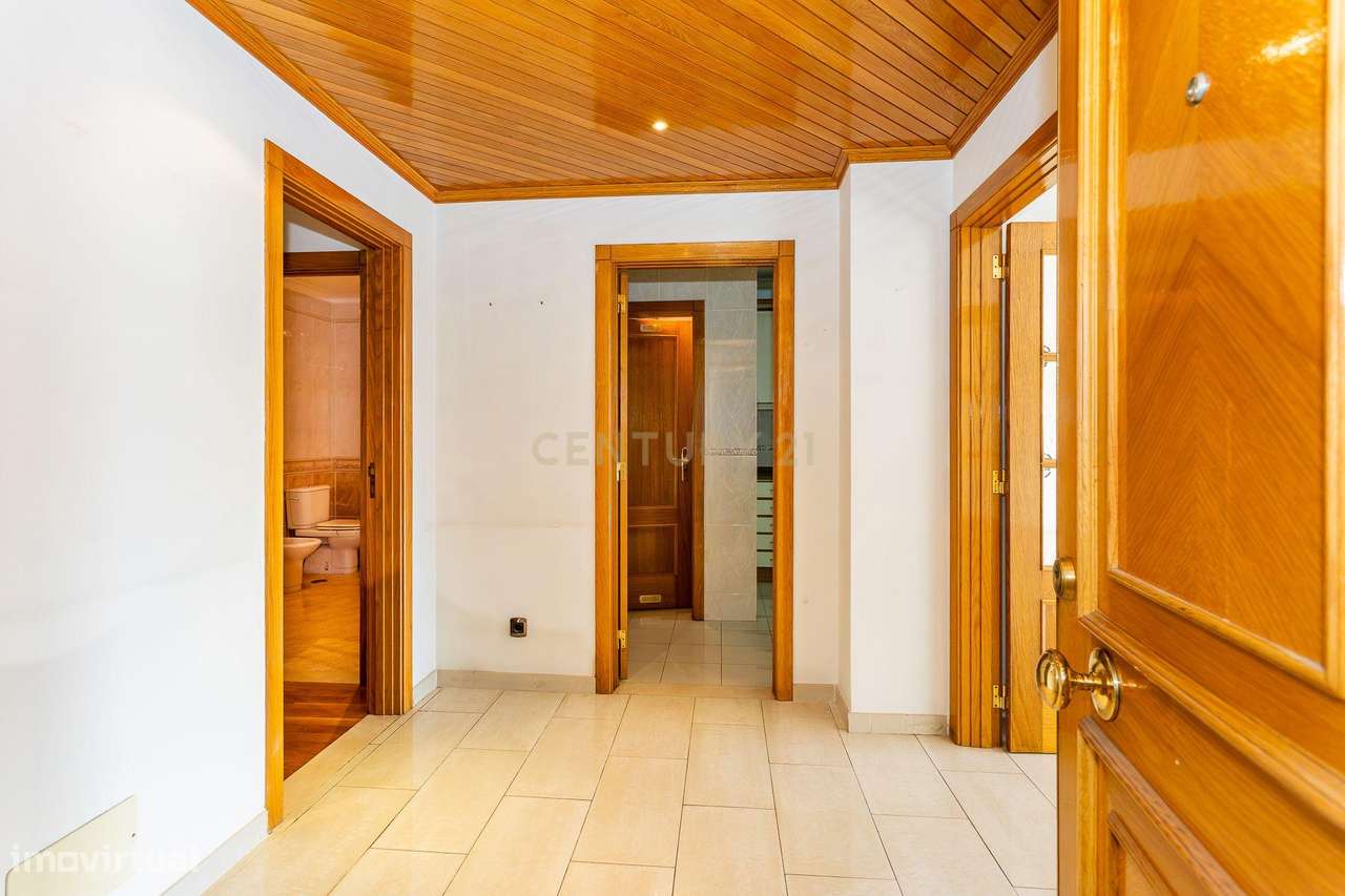 Excelente apartamento T3 na Venteira - Amadora-5