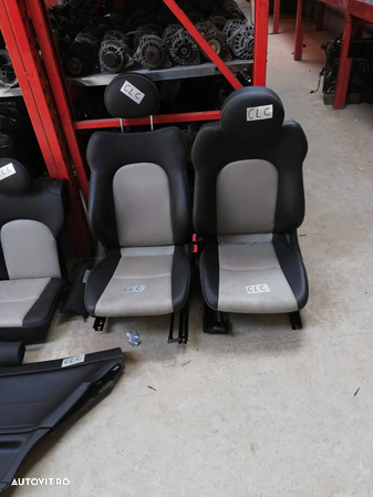 Interior din piele neagra cu gri pentru Mercedes CLC an 2010 - 1