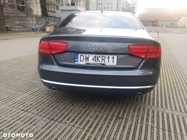 Audi A8 4.2 TDI Quattro - 6