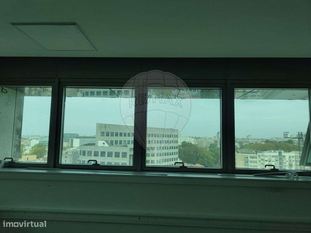 Escritório  para arrendamento - Grande imagem: 2/4