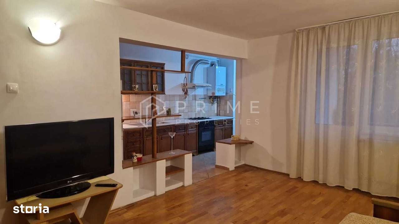Apartament 3 camere – proaspăt renovat – zona 7 Noiembrie - Imagine principală: 2/9