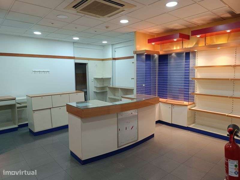 Aluguer loja em Agualva-Cacém - Grande imagem: 5/7