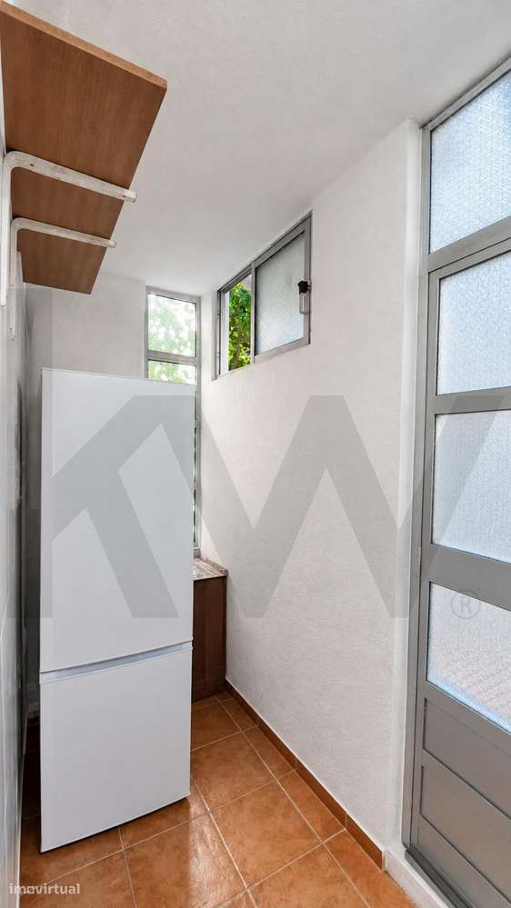 Apartamento T2 com espaço adicional independente | Almada-8