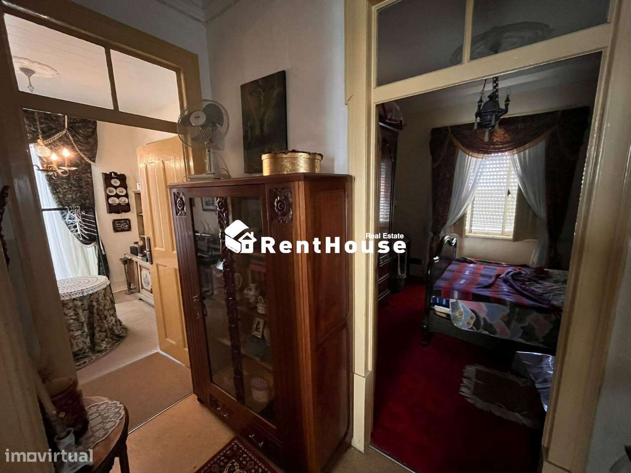 Moradia centenária no Estilo Senhorial com vistas de MAR-15