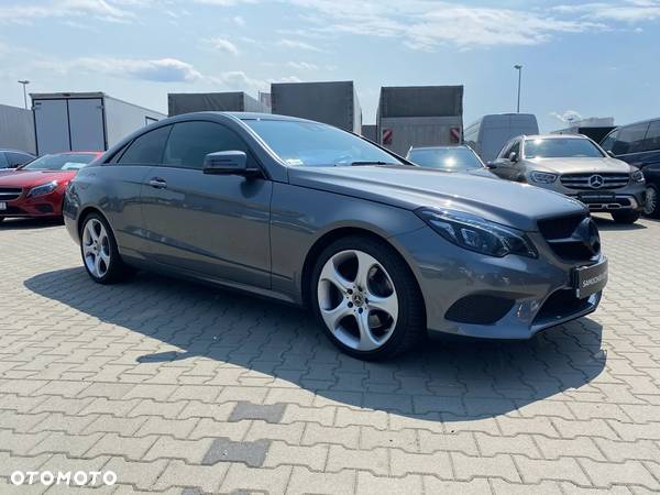 Mercedes-Benz Klasa E 200 Coupe 7G-TRONIC - 4