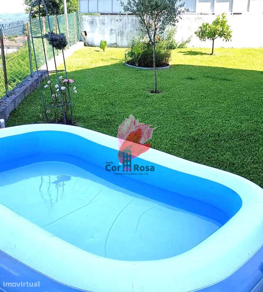 Moradia Geminada tipo T3 – Fareja-21