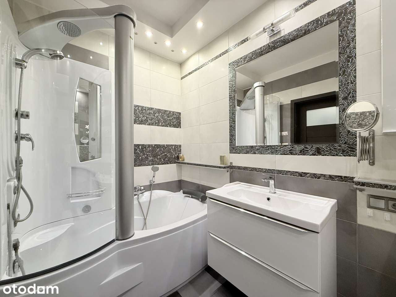 Przestronne, 3-pokojowe mieszkanie, blisko metra Kabaty!-11