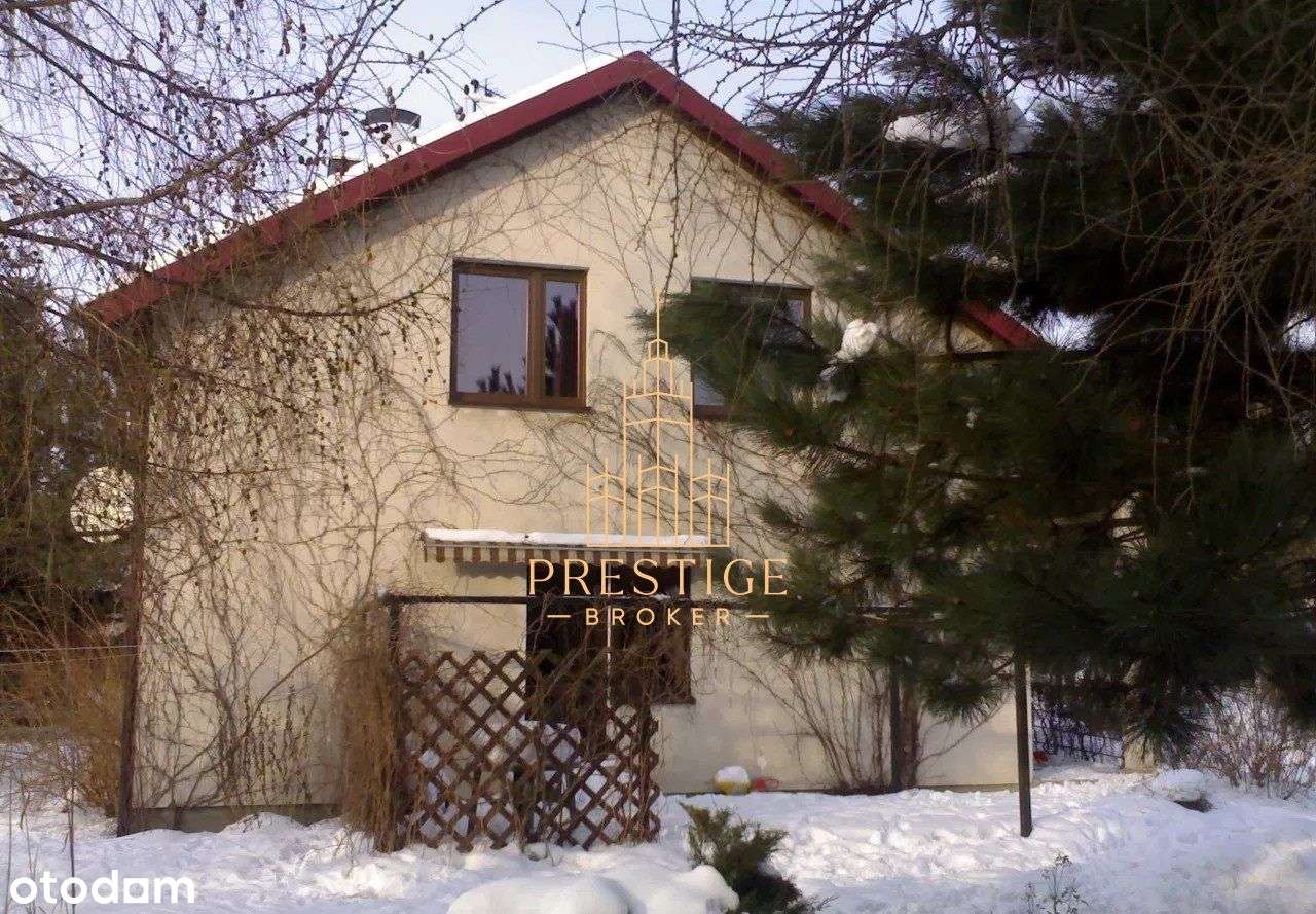 Funkcjonalny dom w cichej i spokojnej okolicy. - Pełny obrazek: 3/9