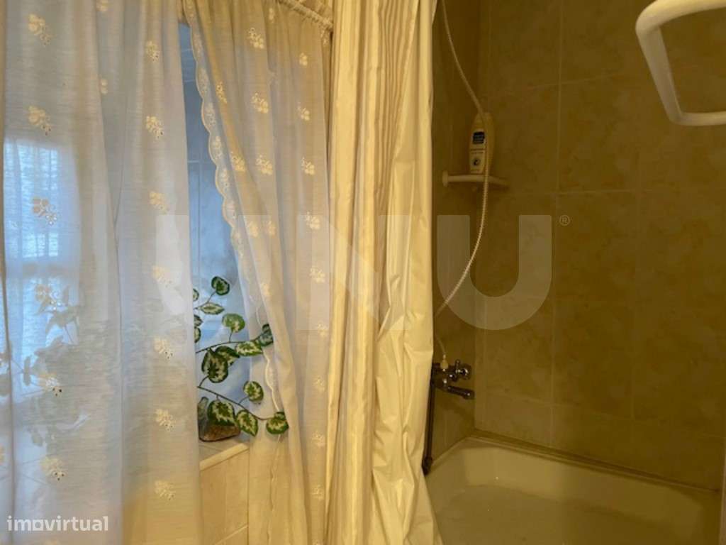 Edifício para Reabilitar na Judiaria da Covilhã - Localização Histó...-24