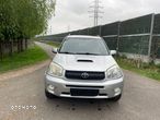 Toyota RAV4 - 11