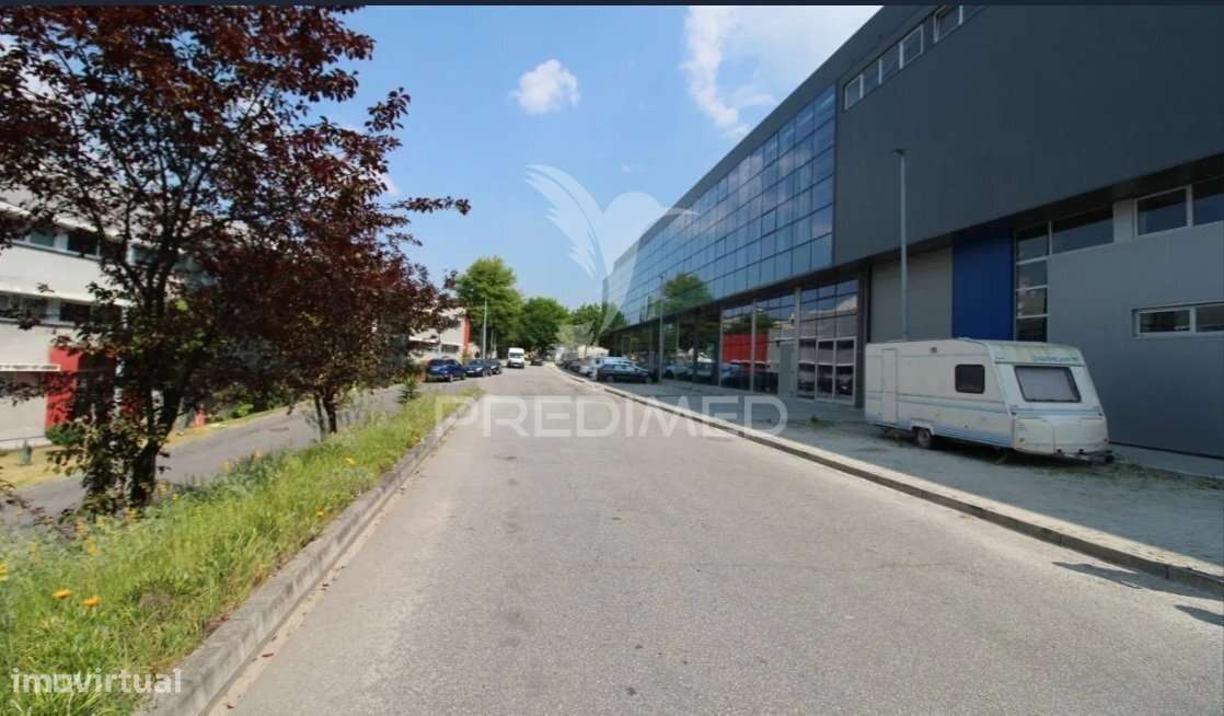 Armazém para Arrendamento em Azurém – Guimarães - Grande imagem: 2/5