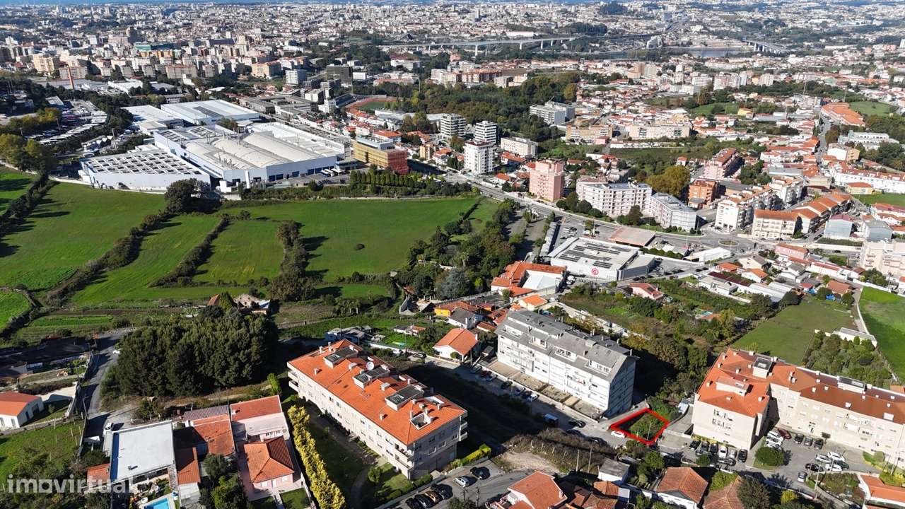 Terreno para construção em Oliveira do Douro, Gaia-3