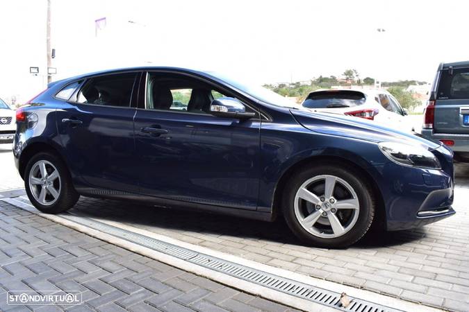 Volvo V40 1.6 D2 Momentum Powershift Eco - 8