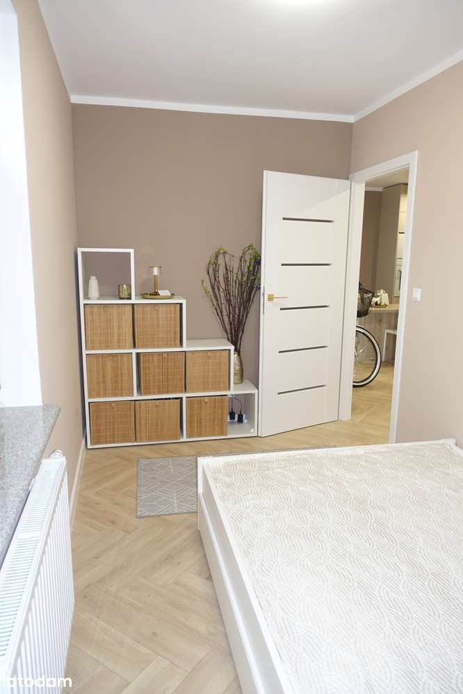 Nowoczesne 2-pokojowe mieszkanie z AGD i umeblowaniem – Os. Komes-10