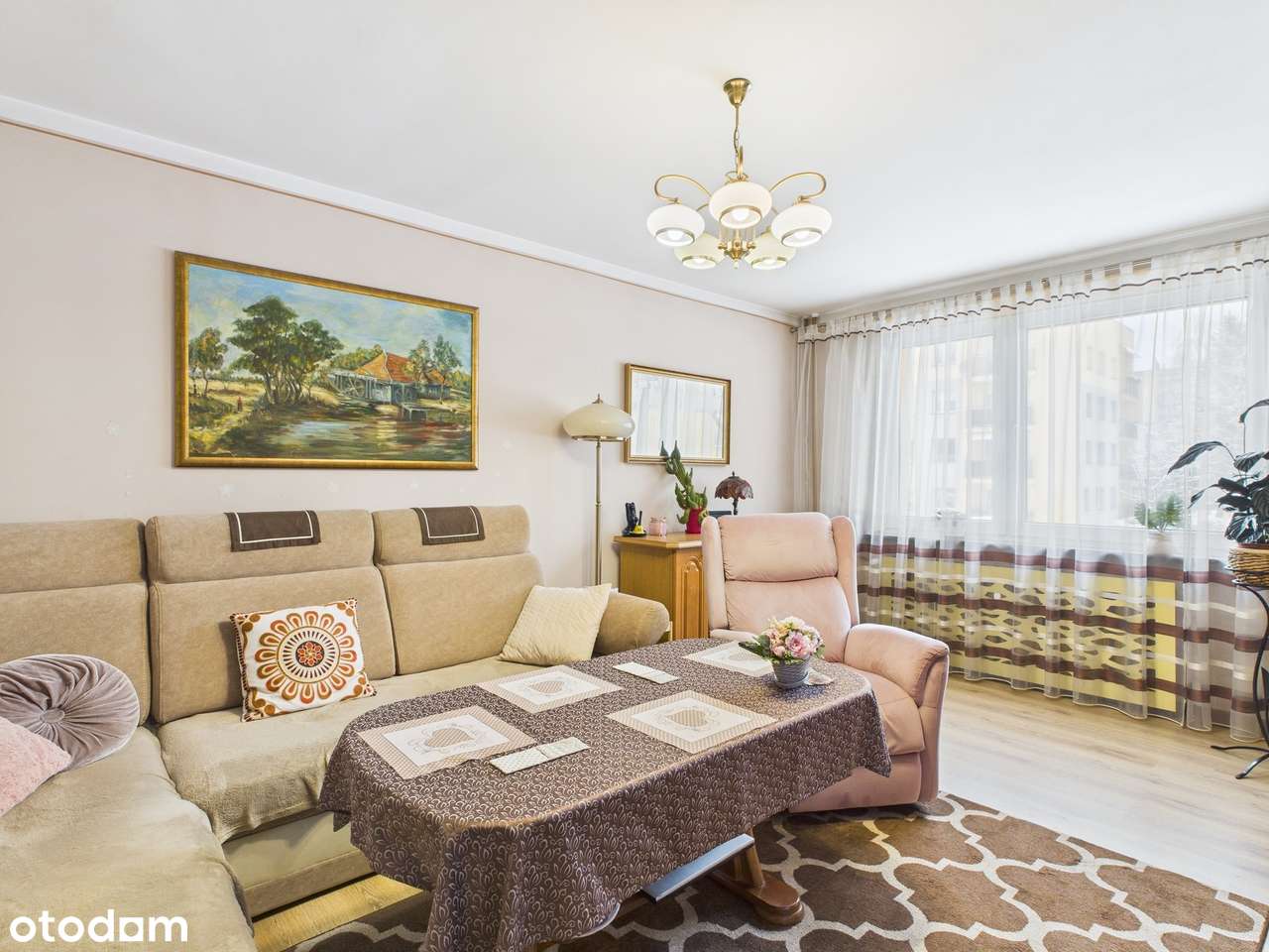 Reden/Wysoki parter/ 2 pokoje/ duża kuchnia/-0