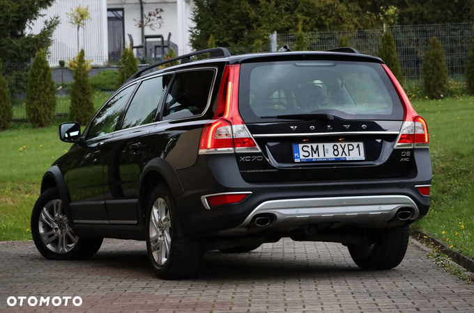 Volvo XC 70 D5 AWD Dynamic Summum - 5