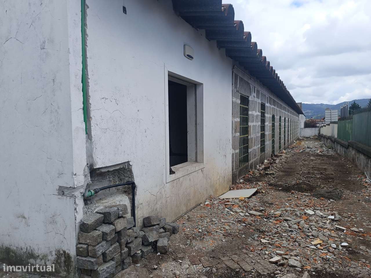 [VENDA] Complexo Industrial/Comercial Premium – Face à EN310-39