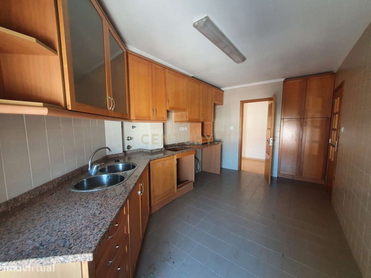 APARTAMENTO T2,  NO PINHAL NOVO - Grande imagem: 5/13