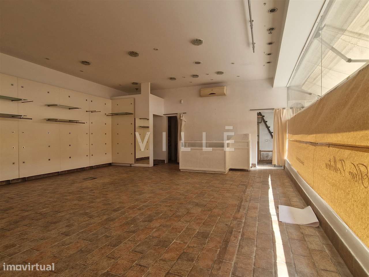 Loja para arrendar no centro de Aveiro - Grande imagem: 2/7