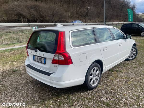 Volvo V70 D4 Summum - 2