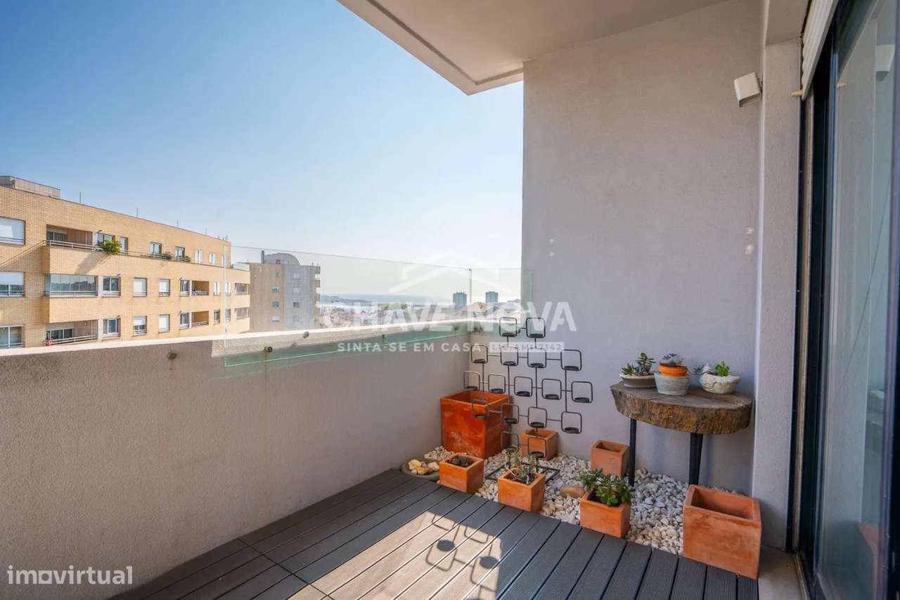 Apartamento T3 c/vista para a Foz do Douro-2