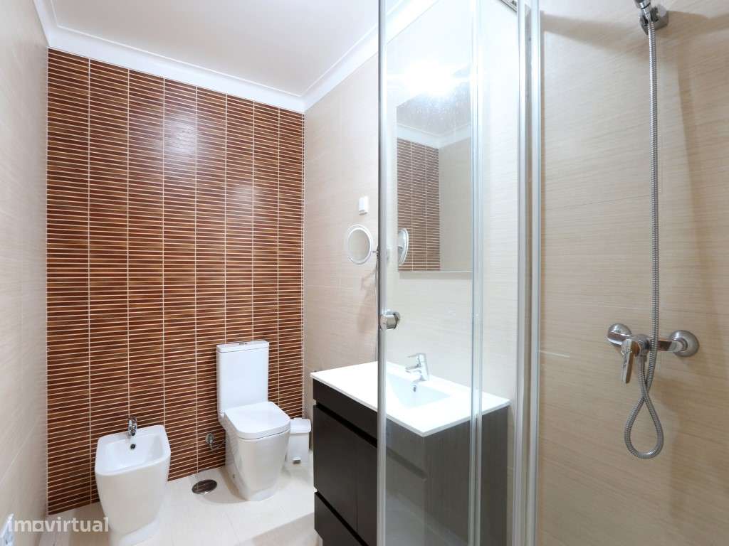 Moradia Geminada T3 com Vistas Deslumbrantes, Localizada na Serra d...-26