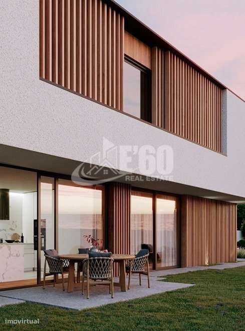 MORADIA NOVA T4  COM PISCINA AVEIRO-5