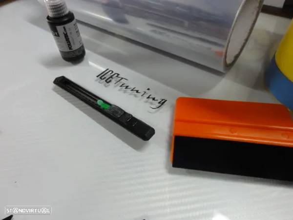 Pelicula para farois Transparente 0.30m X 1m OU 10m X 0.30 temos 38 cores em stock - 12