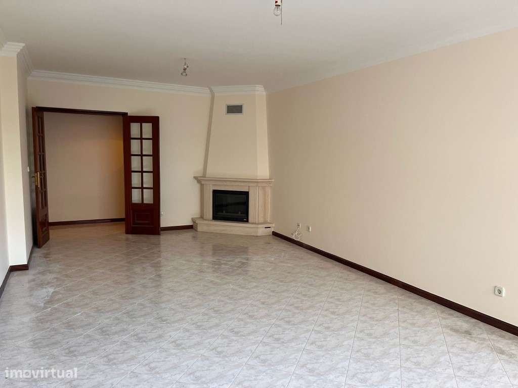 Apartamento T2, Bairro da Cavaleira, Mem Martins-5
