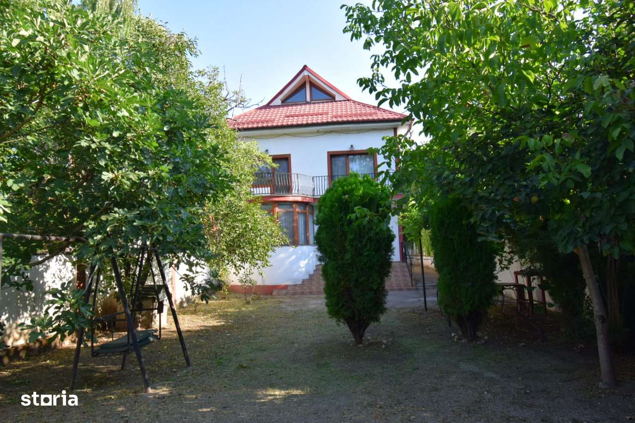 Casa Moderna 4 Camere langa Stadionul Oblemenco Craiova - Imagine principală: 2/17