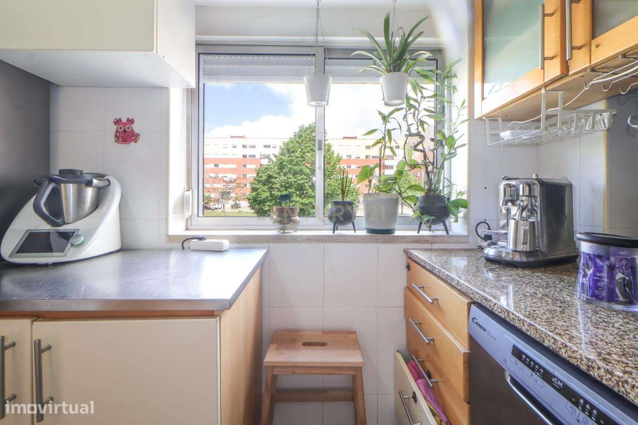 T3 com parqueamento em Caparica, Almada. - Grande imagem: 3/33