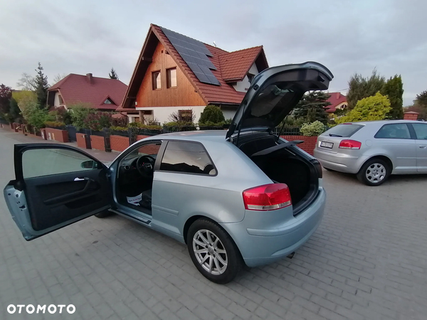 Audi A3 1.6 Limited Edition - 15